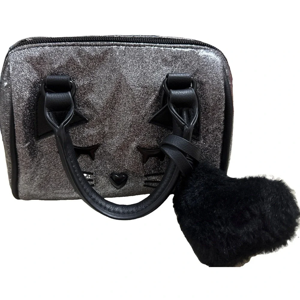 BETSEY JOHNSON Mini Kitty Barrel Bag NWT Handled Silver,Blk Fluffy Heart